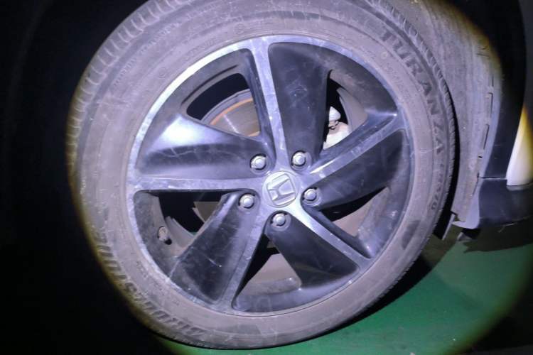 Used Honda Vezel 2022 1.5L CVT Phantom Night Pioneer Edition Right Front Wheel Hub