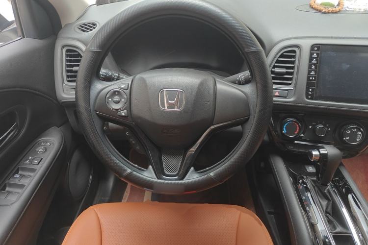 Used Honda Vezel 2022 1.5L CVT Phantom Night Pioneer Edition Steering Wheel