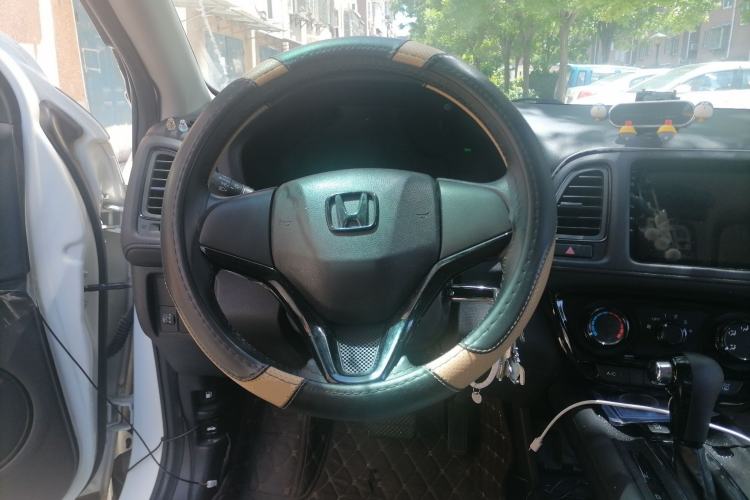 Used Honda Vezel 2022 1.5L CVT Elite Smart Edition Steering Wheel