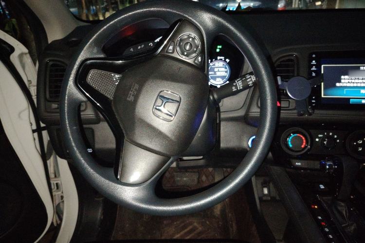 Used Honda Vezel 2022 1.5L CVT Phantom Night Pioneer Edition Steering Wheel