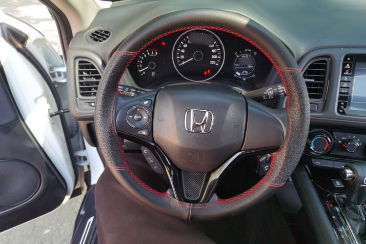 Used Honda Vezel 2022 1.5L CVT Phantom Night Pioneer Edition Steering Wheel