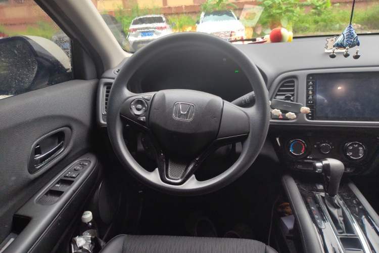 Used Honda Vezel 2022 1.5L CVT Phantom Night Pioneer Edition Steering Wheel