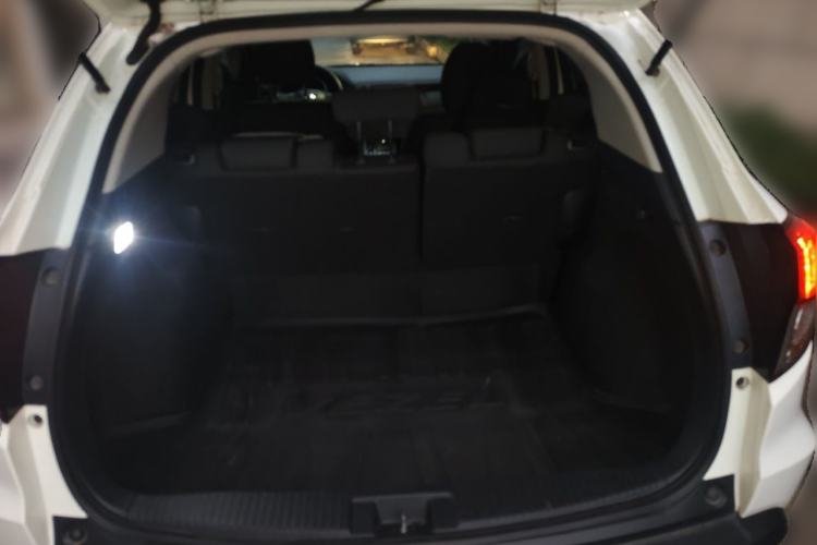 Used Honda Vezel 2022 1.5L CVT Elite Smart Edition Trunk