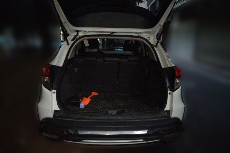 Used Honda Vezel 2022 1.5L CVT Phantom Night Pioneer Edition Trunk