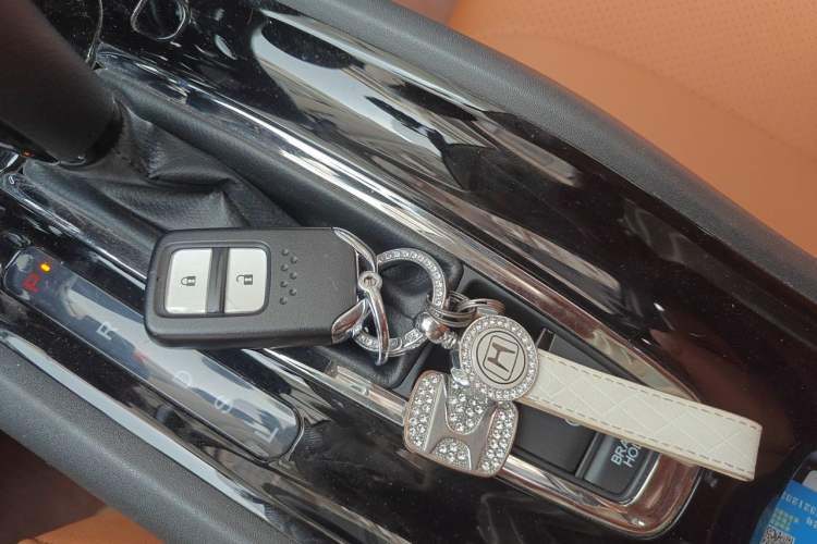 Used Honda Vezel 2022 1.5L CVT Phantom Night Pioneer Edition Vehicle Key