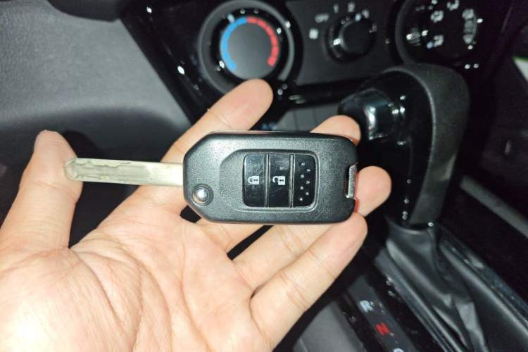 Used Honda Vezel 2022 1.5L CVT Phantom Night Pioneer Edition Vehicle Key