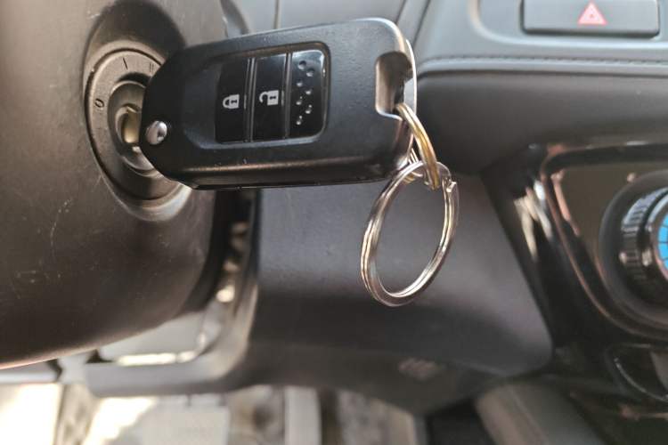 Used Honda Vezel 2022 1.5L CVT Phantom Night Pioneer Edition Vehicle Key