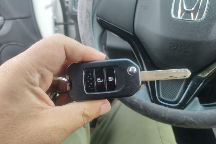 Used Honda Vezel 2022 1.5L CVT Elite Smart Edition Vehicle Key