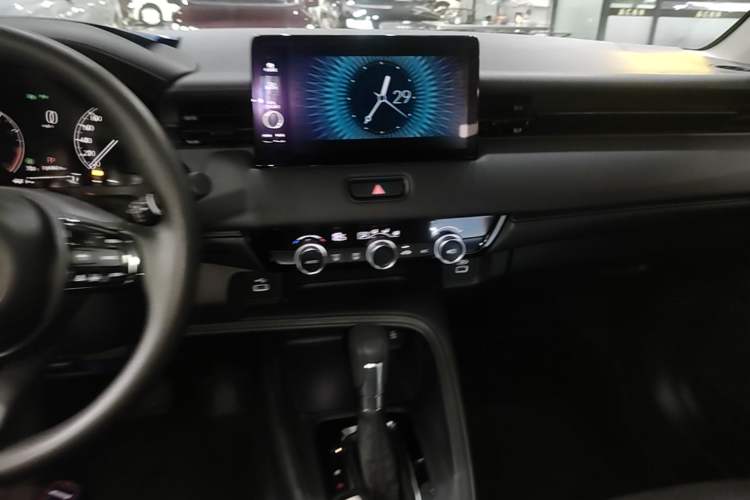 Used Honda Vezel 2023 1.5L CVT Tech Edition Audio And AC Panel