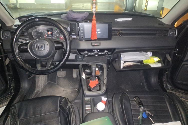 Used Honda Vezel 2023 1.5L CVT Elite Edition Center Console