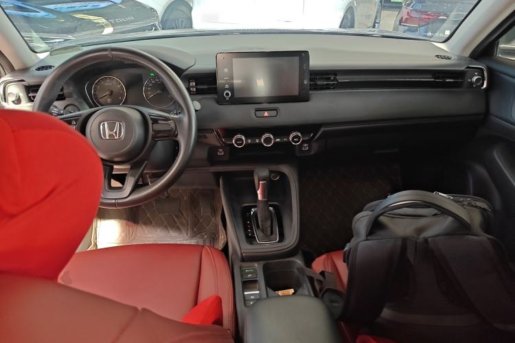 Used Honda Vezel 2023 1.5L CVT Elite Edition Center Console