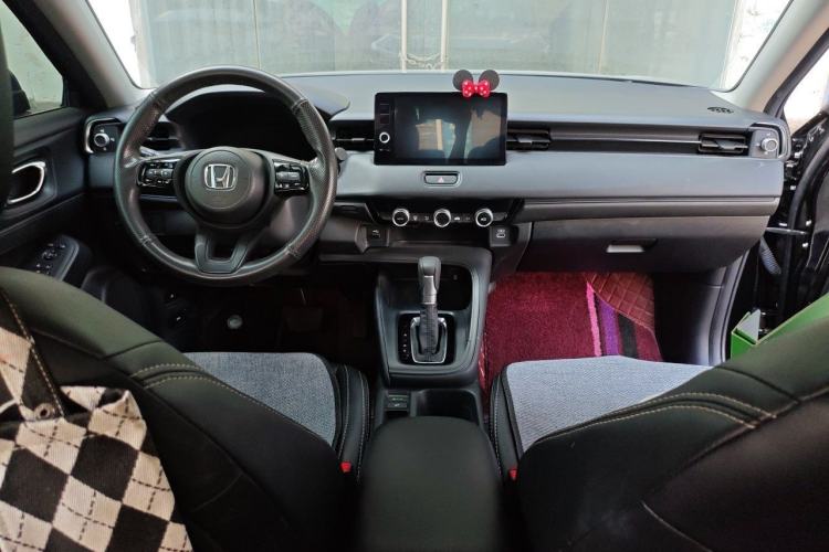Used Honda Vezel 2023 1.5L CVT Pioneer Edition Center Console