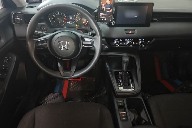 Used Honda Vezel 2023 1.5L CVT Elite Edition Center Console