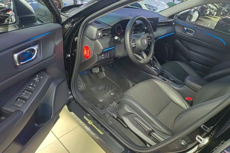 Used Honda Vezel 2023 1.5L CVT Tech Edition Driver Seat
