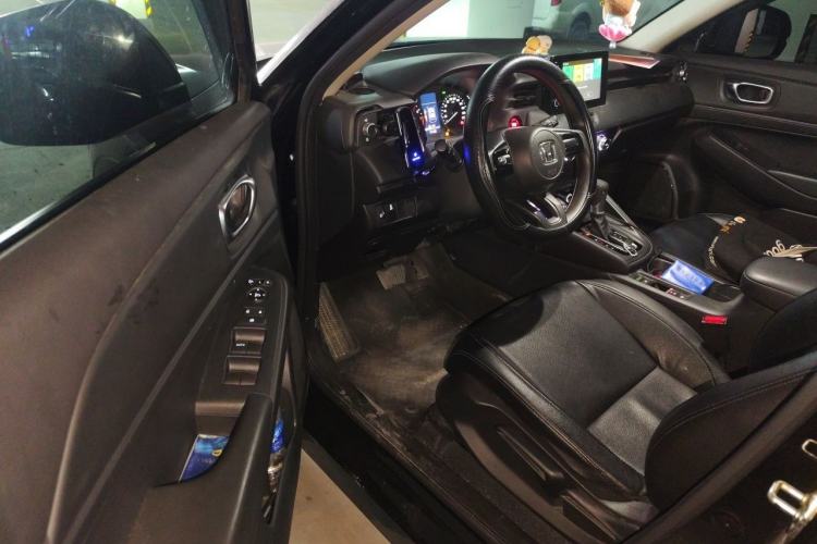 Used Honda Vezel 2023 1.5L CVT Elite Edition Driver Seat