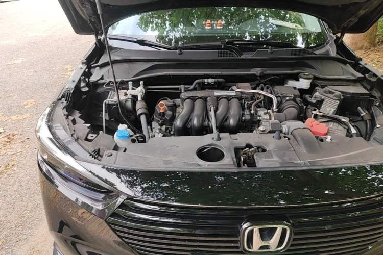 Used Honda Vezel 2023 1.5L CVT Tech Edition Engine Bay Right