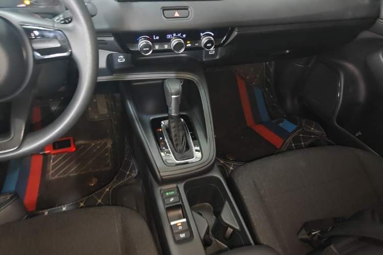 Used Honda Vezel 2023 1.5L CVT Elite Edition Gear Lever