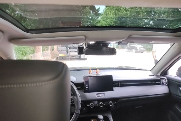 Used Honda Vezel 2023 1.5L CVT Tech Edition Headliner