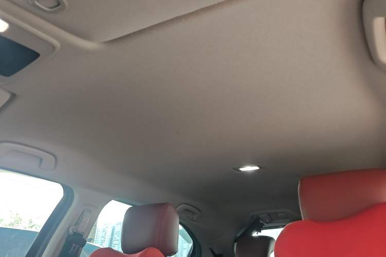 Used Honda Vezel 2023 1.5L CVT Elite Edition Headliner