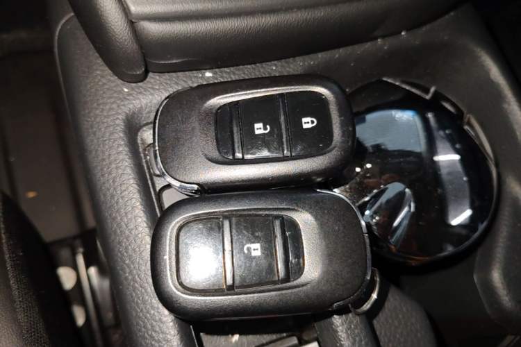 Used Honda Vezel 2023 1.5L CVT Tech Edition Interior 1