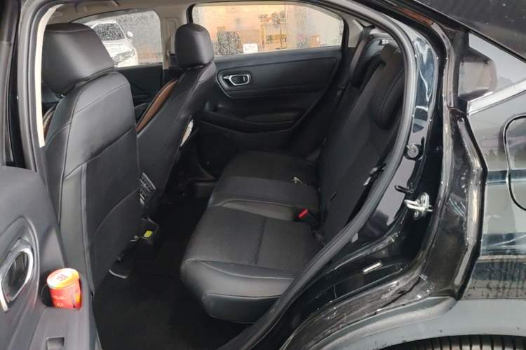 Used Honda Vezel 2023 1.5L CVT Tech Edition Interior 4