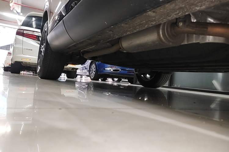 Used Honda Vezel 2023 1.5L CVT Tech Edition Right Side Sill