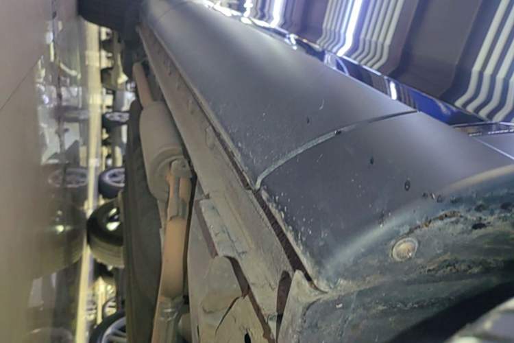 Used Honda Vezel 2023 1.5L CVT Tech Edition Right Side Sill