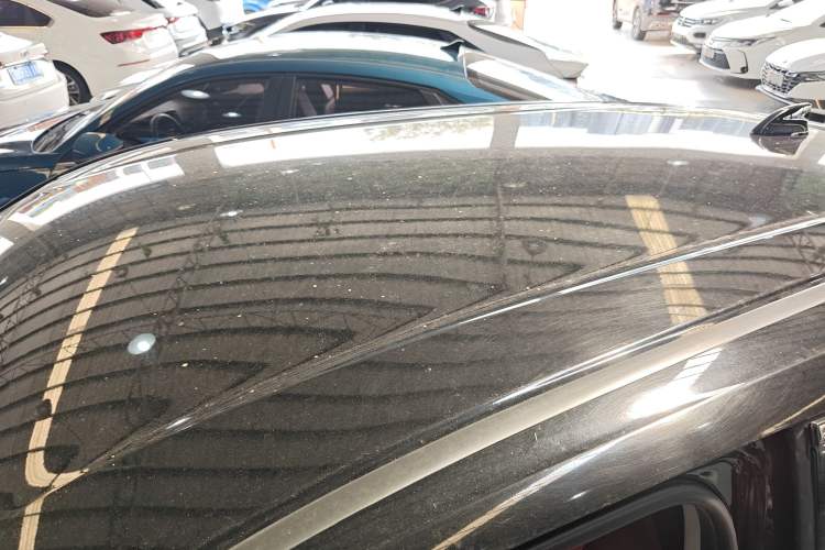 Used Honda Vezel 2023 1.5L CVT Elite Edition Roof