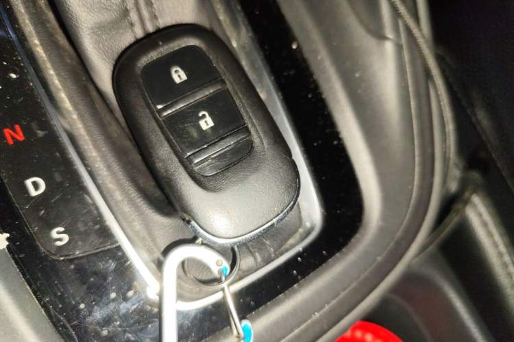 Used Honda Vezel 2023 1.5L CVT Elite Edition Vehicle Key