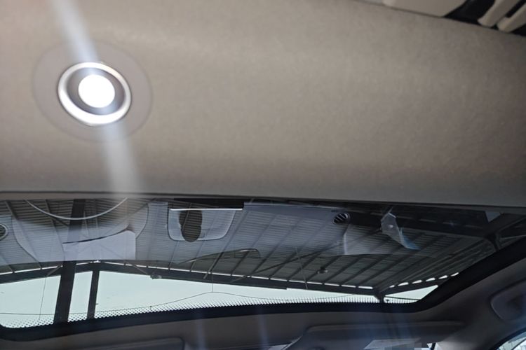 Used Honda Vezel 2023 1.5L CVT Tech Edition Headliner