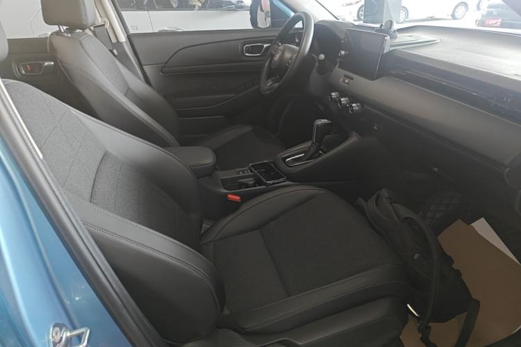 Used Honda Vezel 2023 1.5L CVT Tech Edition Right Front Seat