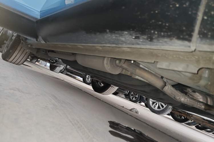 Used Honda Vezel 2023 1.5L CVT Tech Edition Right Side Sill