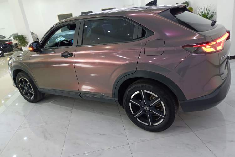 Used Honda Vezel 2023 1.5L CVT Tech Edition Exterior 3