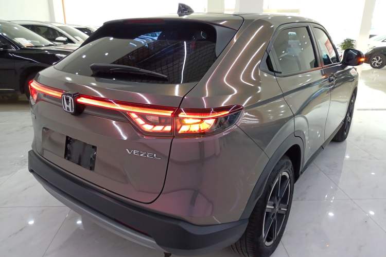 Used Honda Vezel 2023 1.5L CVT Tech Edition Exterior 5