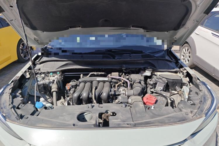 Used Honda Vezel 2023 1.5L CVT Luxury Edition Engine Bay