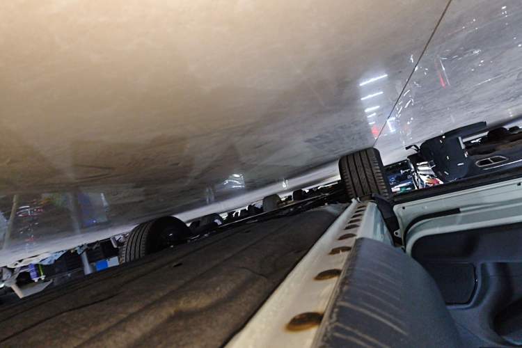 Used Honda Vezel 2023 1.5L CVT Luxury Edition Left Side Sill