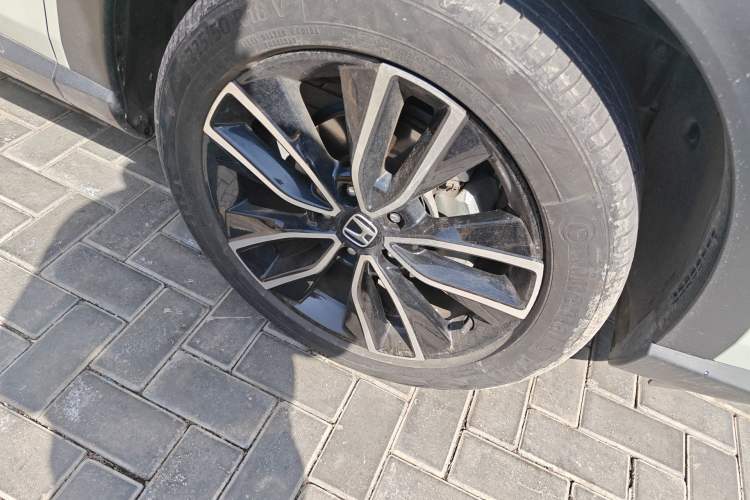 Used Honda Vezel 2023 1.5L CVT Luxury Edition Right Front Wheel Hub