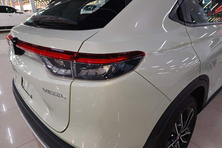 Used Honda Vezel 2023 1.5L CVT Luxury Edition Right Rear Taillight