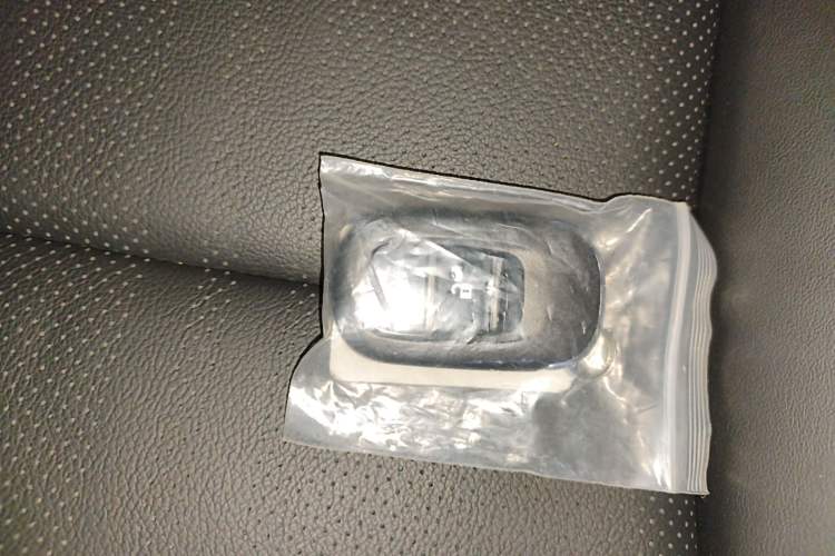 Used Honda Vezel 2023 1.5L CVT Luxury Edition Vehicle Key