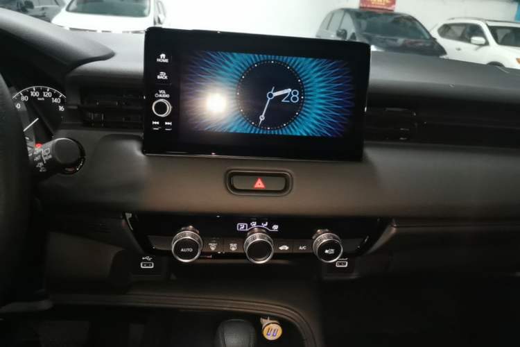 Used Honda Vezel 2023 1.5L CVT Tech Edition Audio And AC Panel