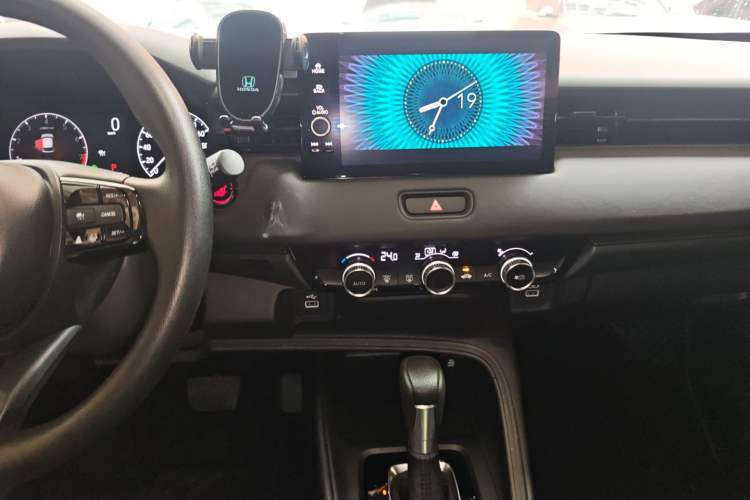 Used Honda Vezel 2023 1.5L CVT Tech Edition Audio And AC Panel