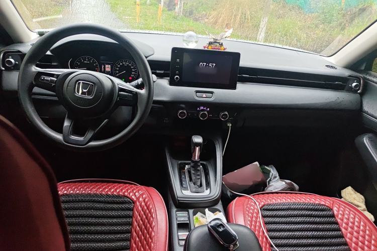 Used Honda Vezel 2023 1.5L CVT Elite Edition Center Console