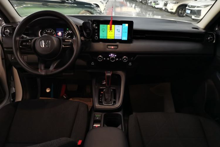Used Honda Vezel 2023 1.5L CVT Elite Edition Center Console