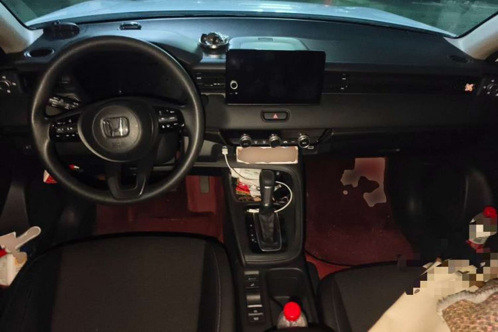 Used Honda Vezel 2023 1.5L CVT Tech Edition Center Console