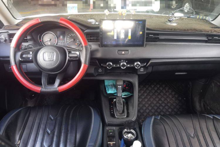 Used Honda Vezel 2023 1.5L CVT Elite Edition Center Console
