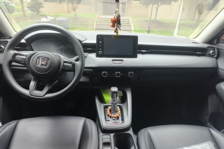 Used Honda Vezel 2023 1.5L CVT Elite Edition Center Console