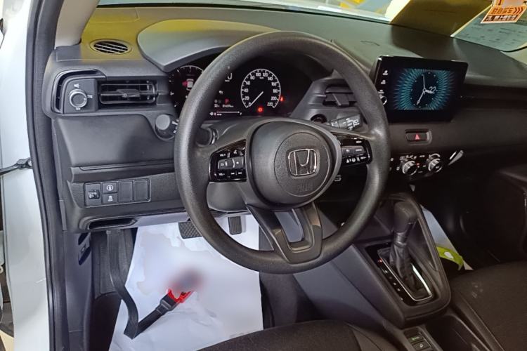 Used Honda Vezel 2023 1.5L CVT Tech Edition Center Console