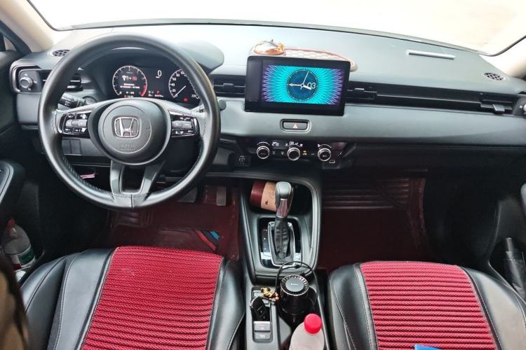 Used Honda Vezel 2023 1.5L CVT Tech Edition Center Console