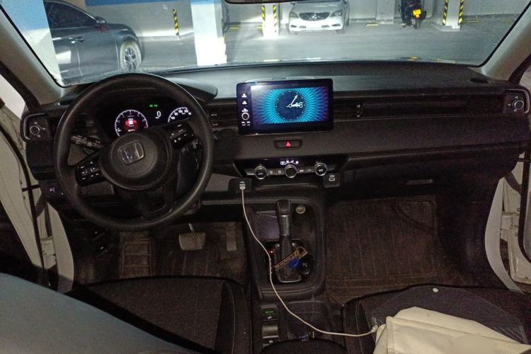 Used Honda Vezel 2023 1.5L CVT Tech Edition Center Console