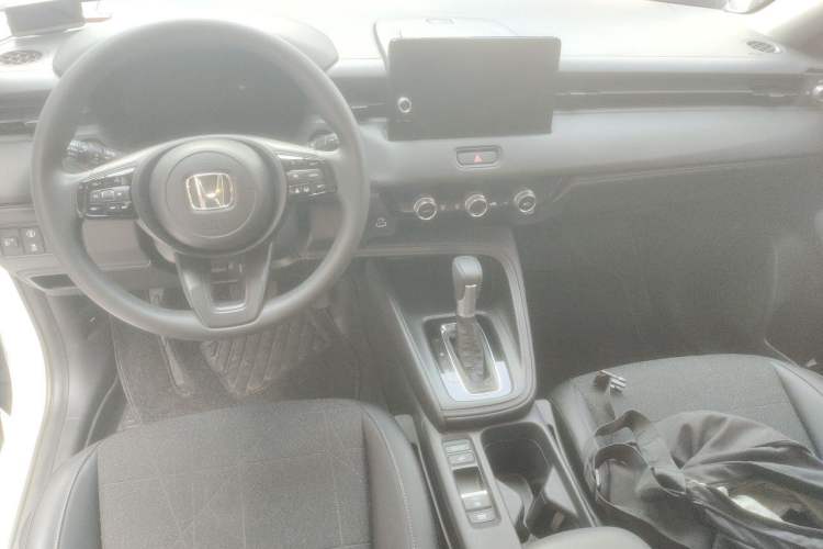 Used Honda Vezel 2023 1.5L CVT Tech Edition Center Console